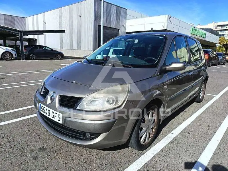 2008 Renault Scenic