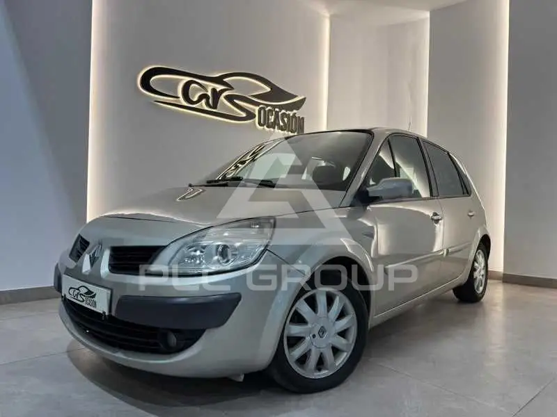 2008 Renault Scenic
