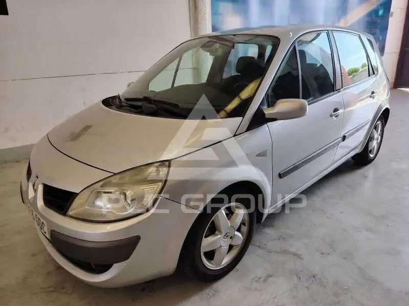 2008 Renault Scenic