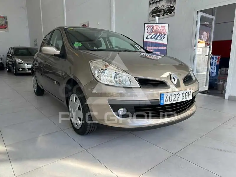 2008 Renault Clio