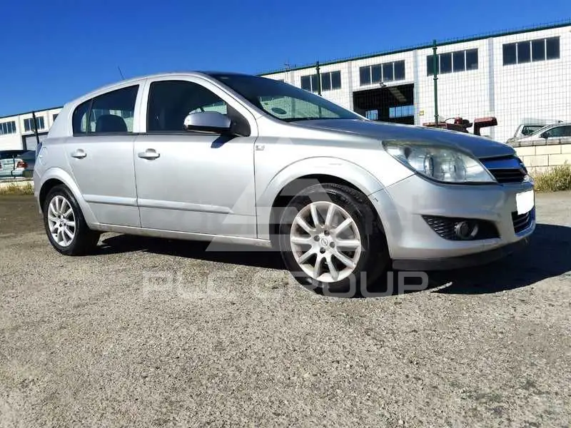 2008 Opel Astra
