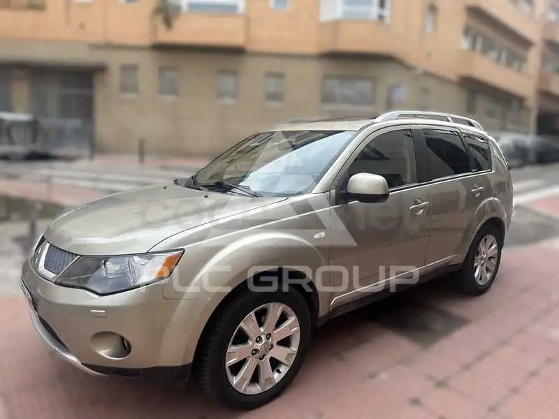 2009 Mitsubishi OUTLANDER