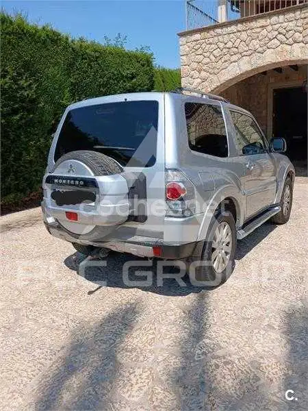 2009 Mitsubishi MONTERO
