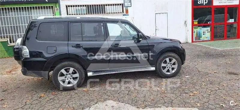 2009 Mitsubishi MONTERO