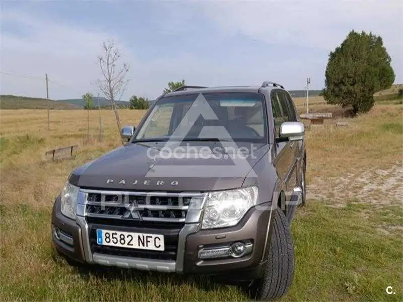 2009 Mitsubishi MONTERO