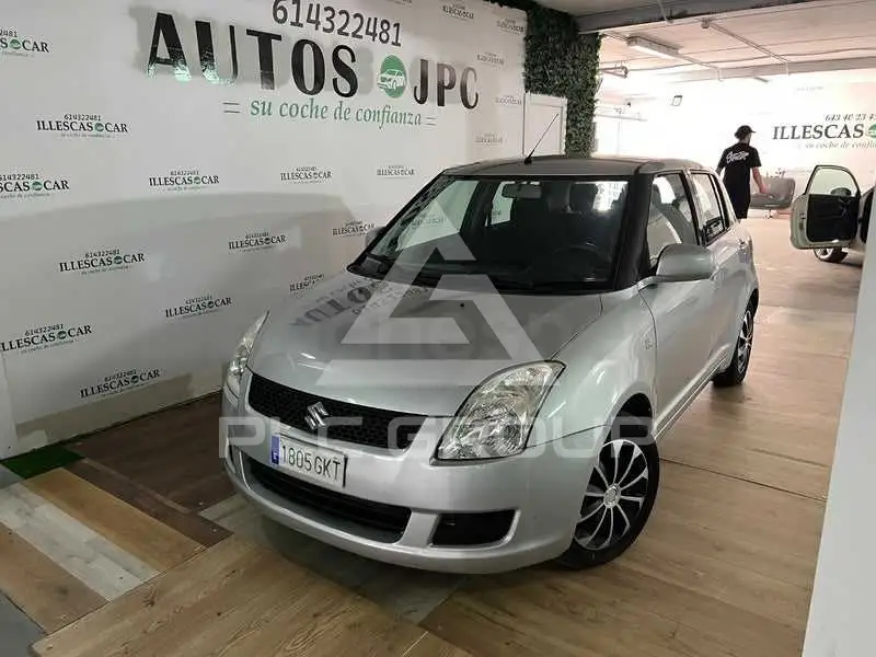 2009 Suzuki SWIFT