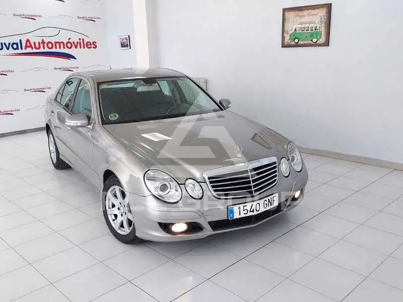 2009 Mercedes Benz E-Class