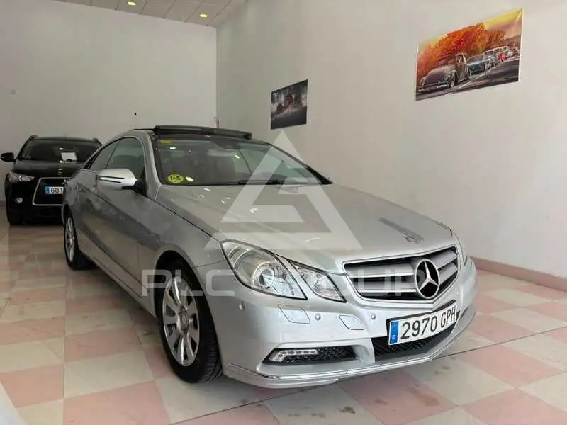 2009 Mercedes Benz E-Class