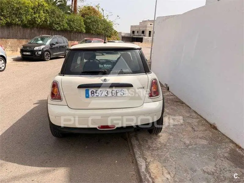 2009 Mini COOPER