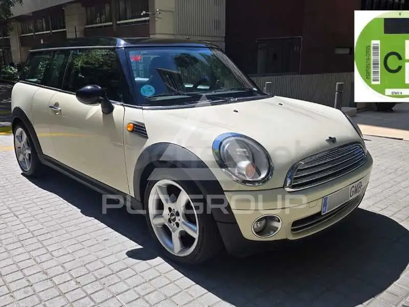 2009 Mini COOPER