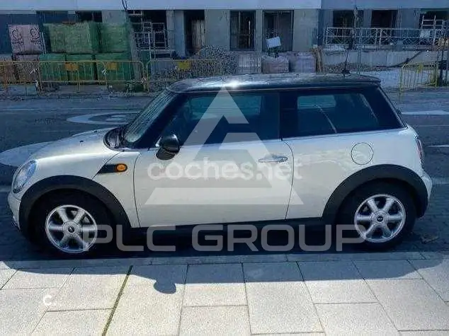 2009 Mini COOPER