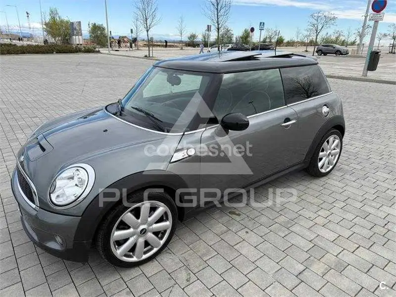 2009 Mini COOPER