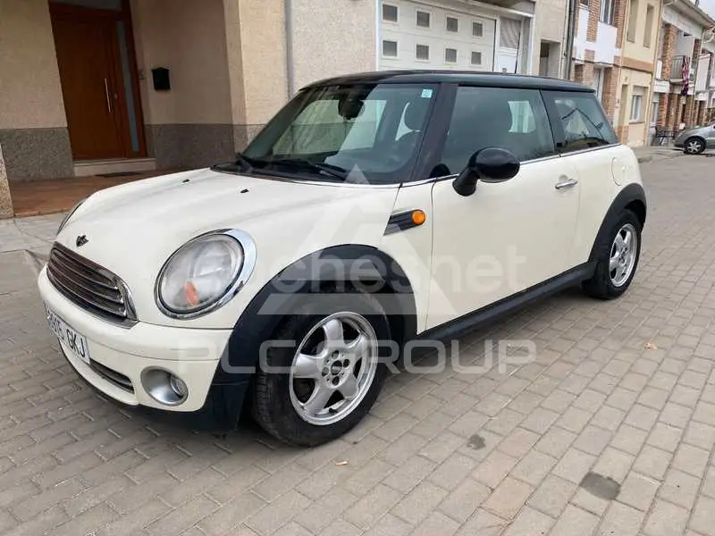 2009 Mini COOPER
