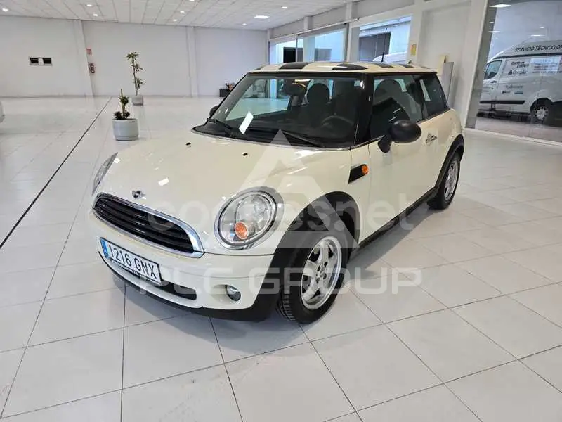 2009 Mini COOPER