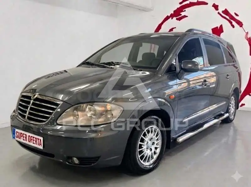 2009 Ssangyong Rodius