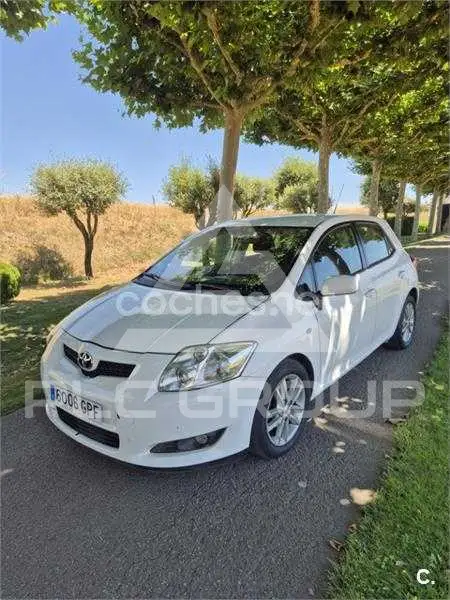 2009 Toyota AURIS