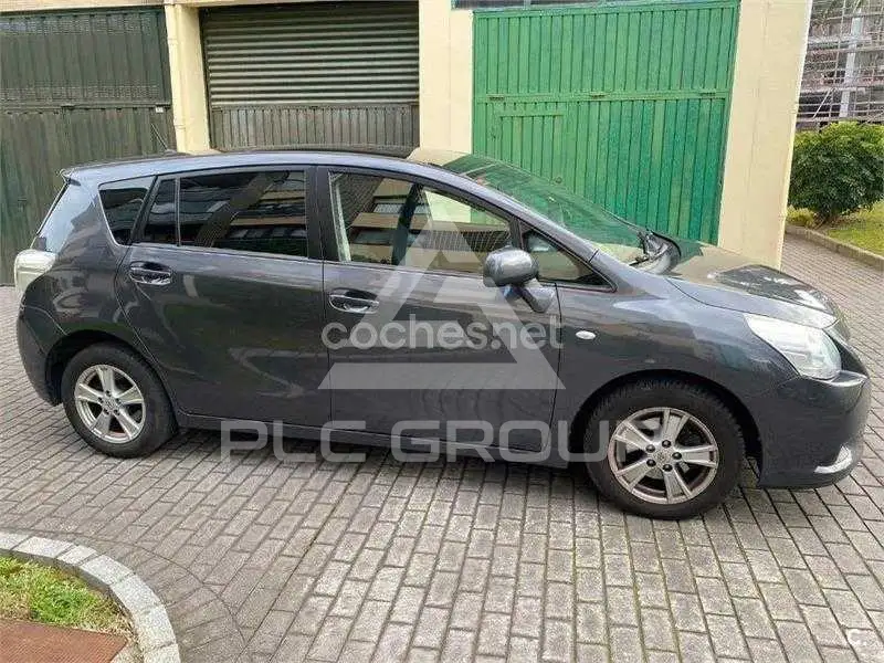 2009 Toyota VERSO