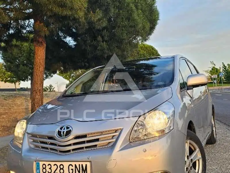 2009 Toyota VERSO