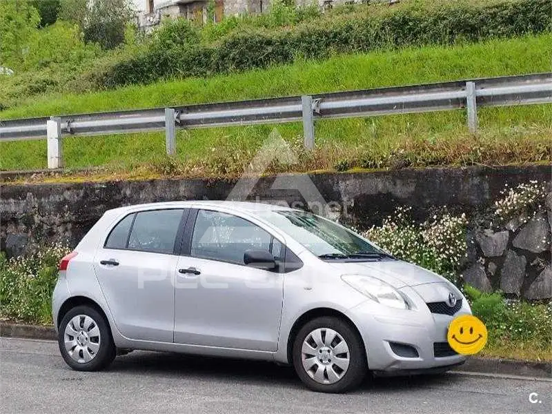 2009 Toyota YARIS