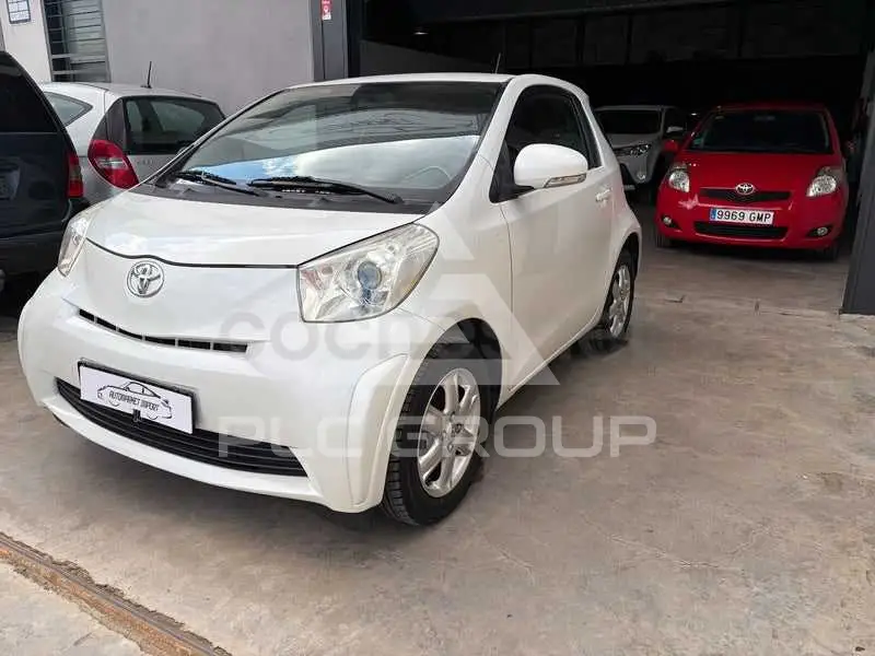 2009 Toyota IQ