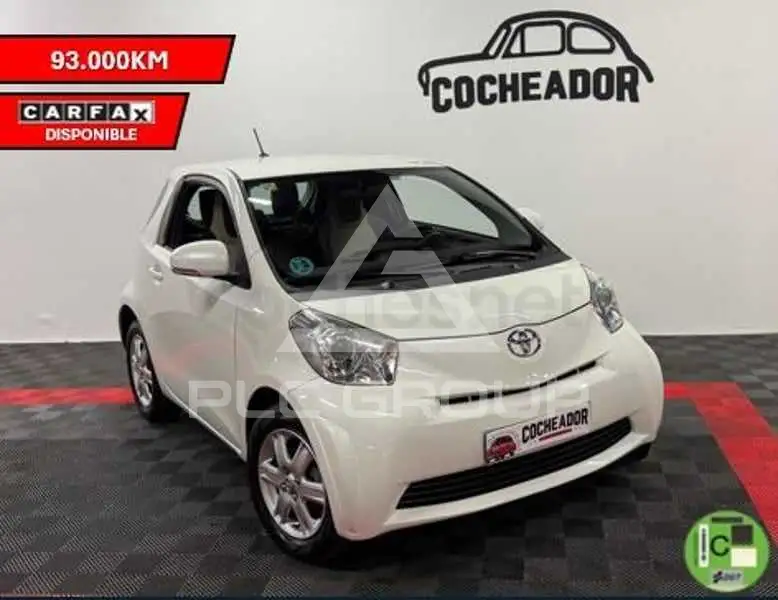 2009 Toyota IQ
