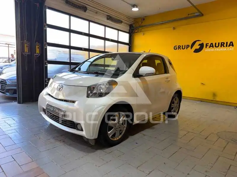 2009 Toyota IQ