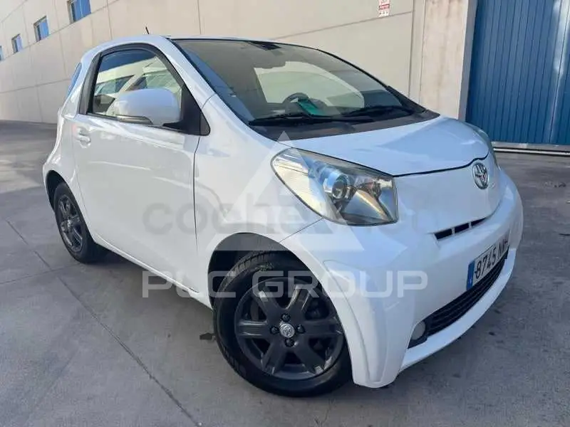 2009 Toyota IQ
