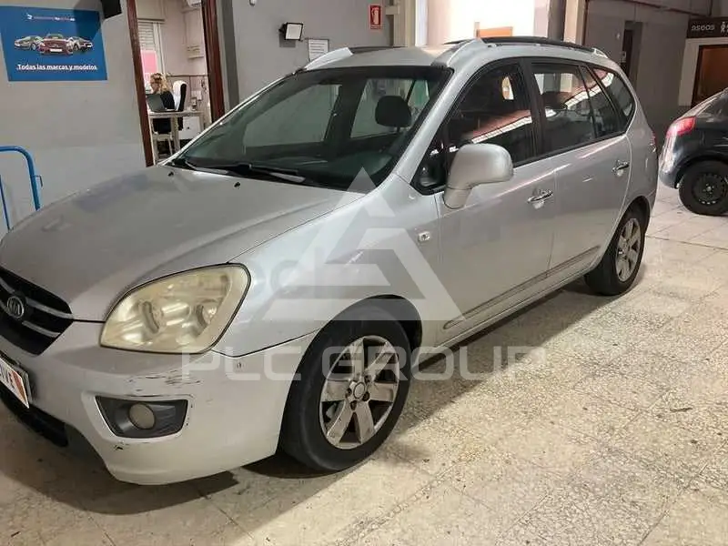 2009 KIA Carens