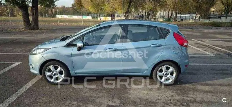 2009 Ford FIESTA