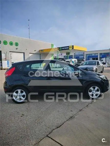 2009 Ford FIESTA