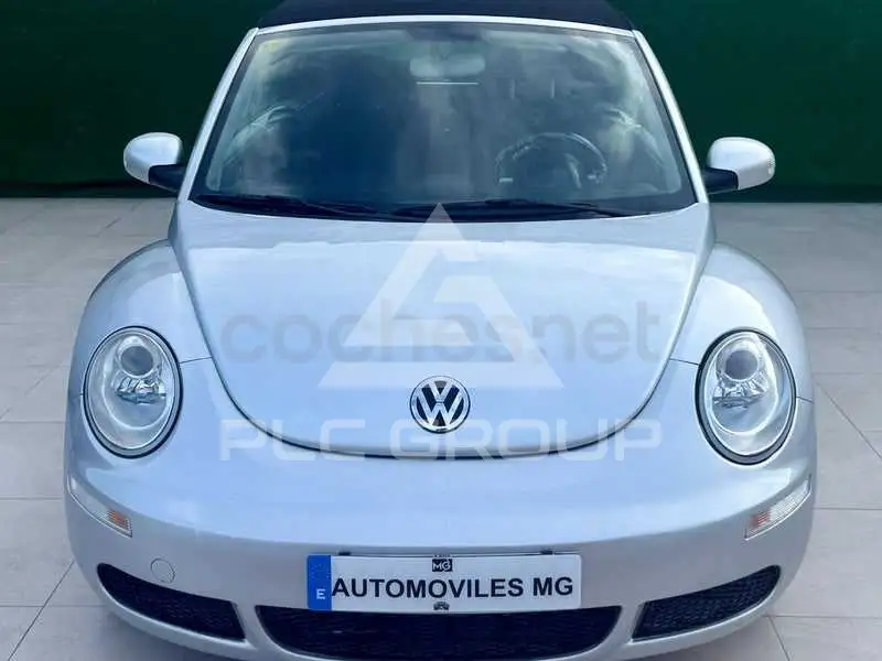 2009 Volkswagen BEETLE