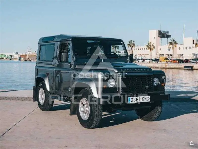 2009 Land Rover DEFENDER