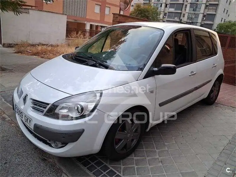 2009 Renault Scenic