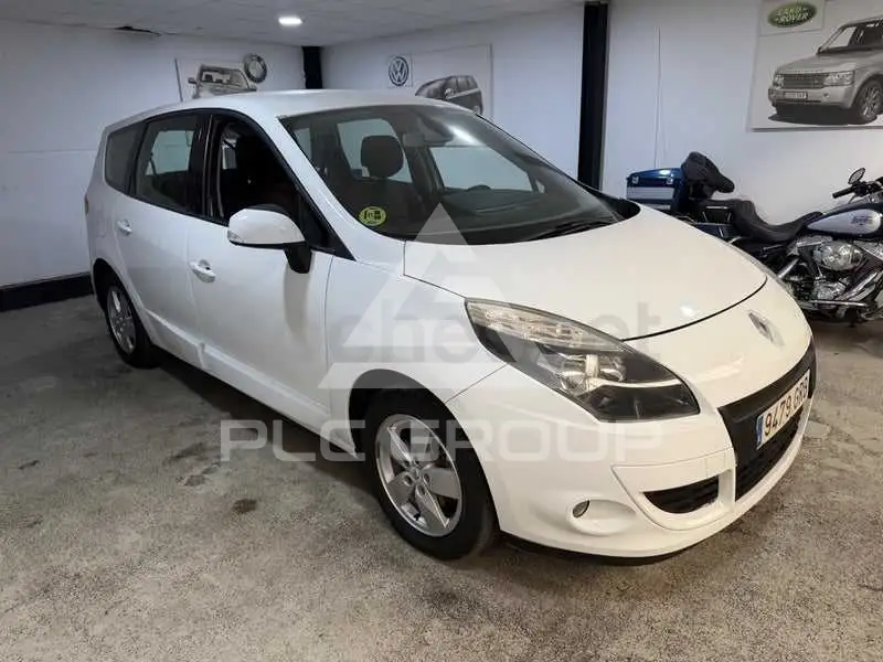 2009 Renault Grand Scenic