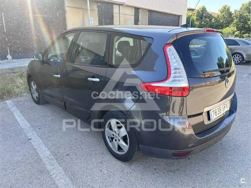2009 Renault Grand Scenic