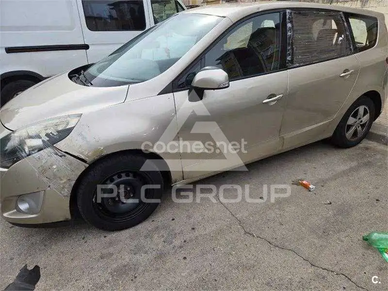 2009 Renault Grand Scenic