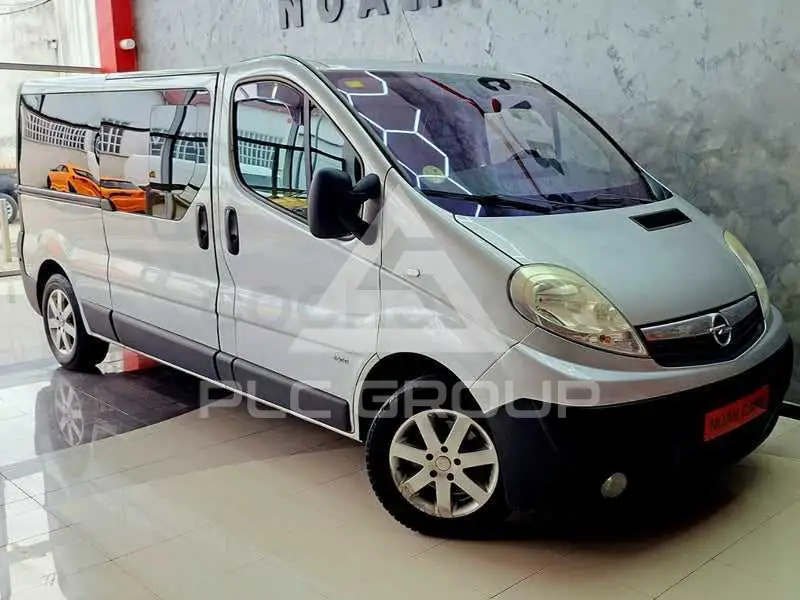 2009 Opel Vivaro