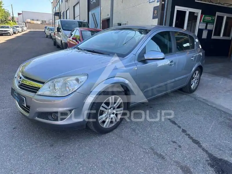2009 Opel Astra