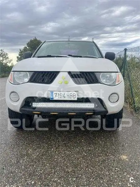 2010 Mitsubishi L200