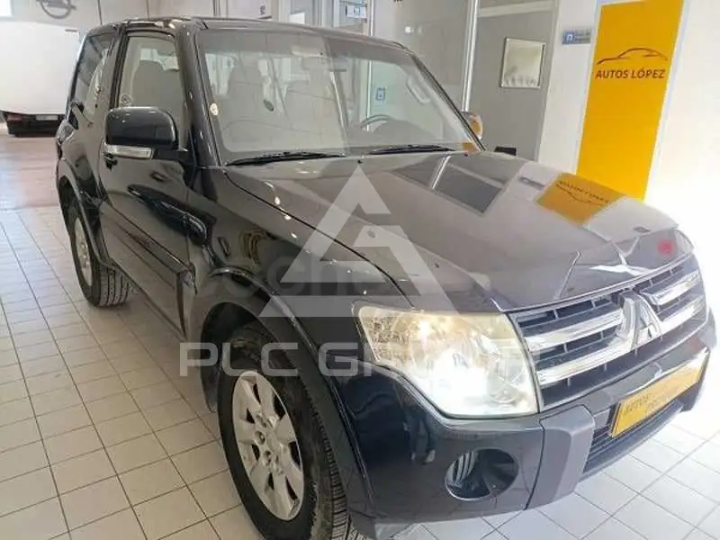 2010 Mitsubishi MONTERO