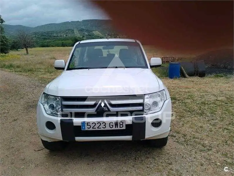 2010 Mitsubishi MONTERO
