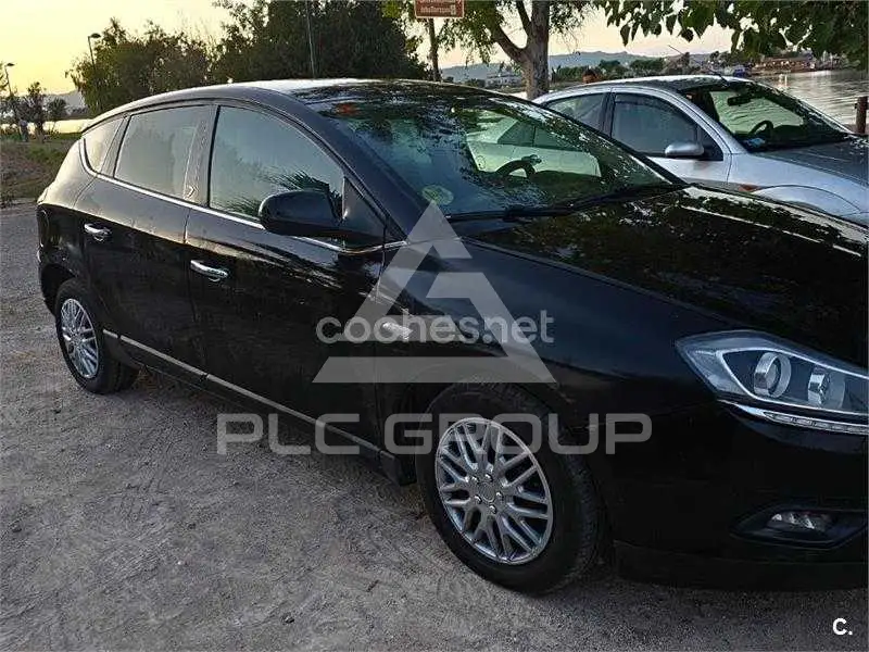 2010 Lancia Delta