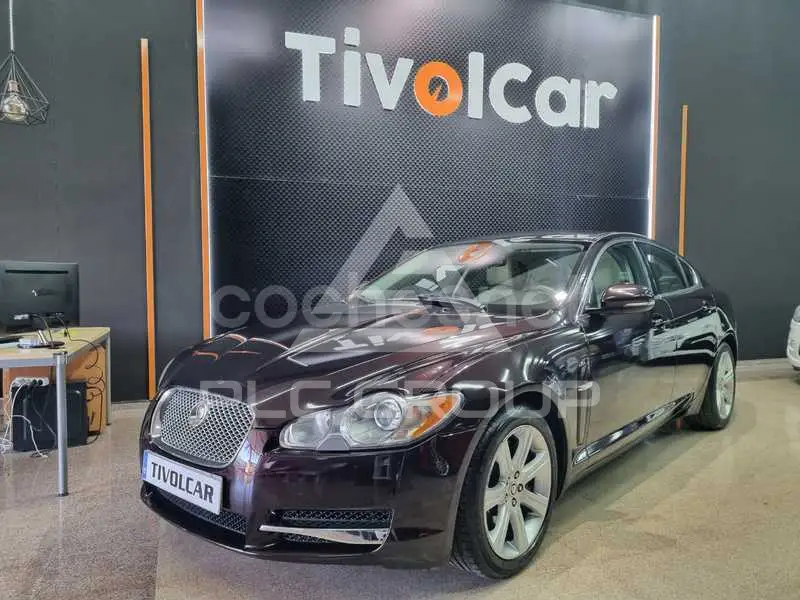 2010 Jaguar XF