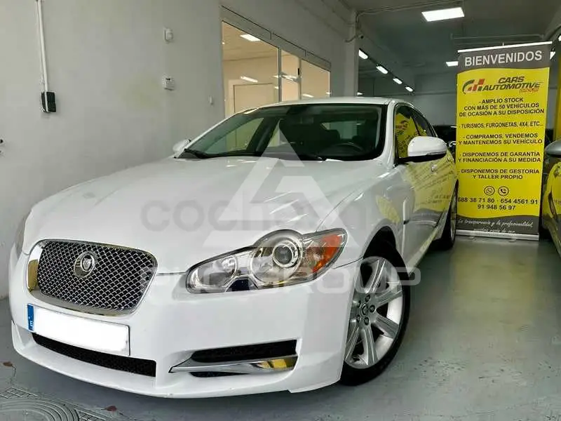 2010 Jaguar XF