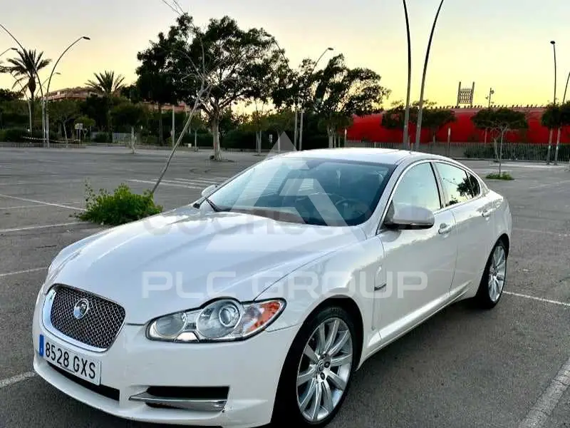 2010 Jaguar XF