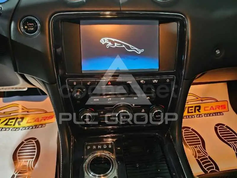 2010 Jaguar XJ