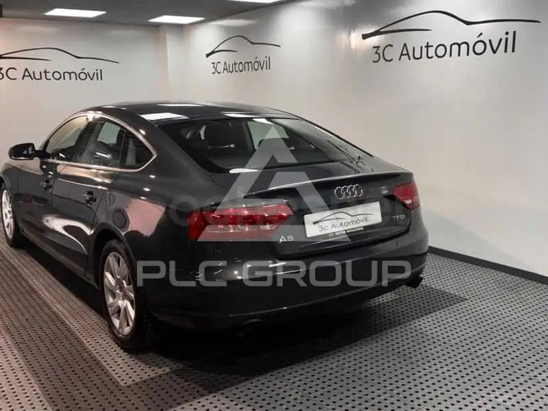 2010 Audi A5