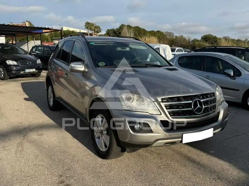 2010 Mercedes Benz M-Class