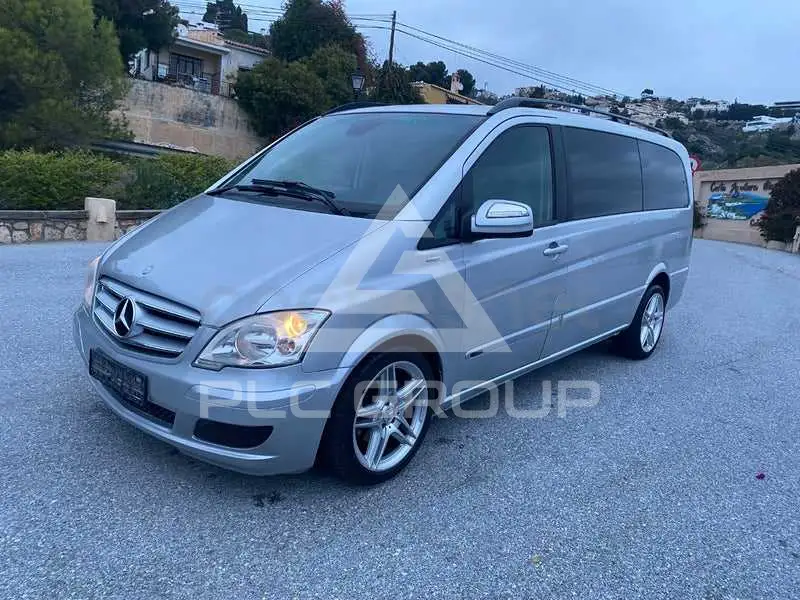 2010 Mercedes Benz Viano