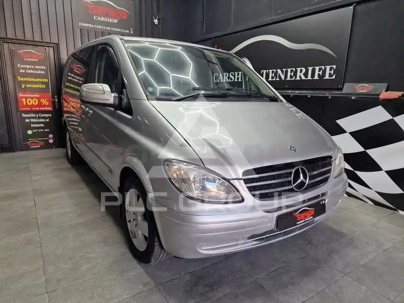 2010 Mercedes Benz Viano